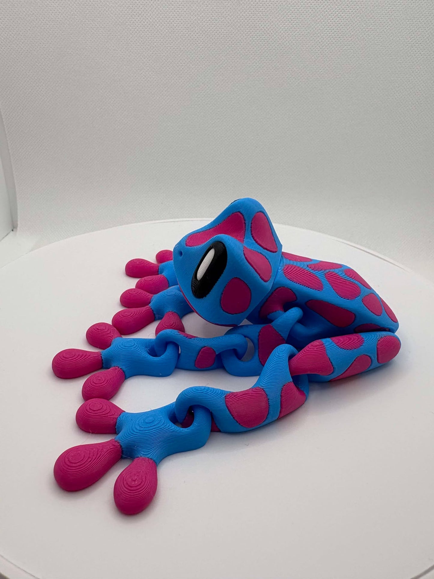 articulated 3D printed frog