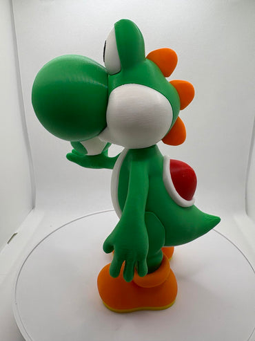 Super Mario Character - Yoshi holding an egg