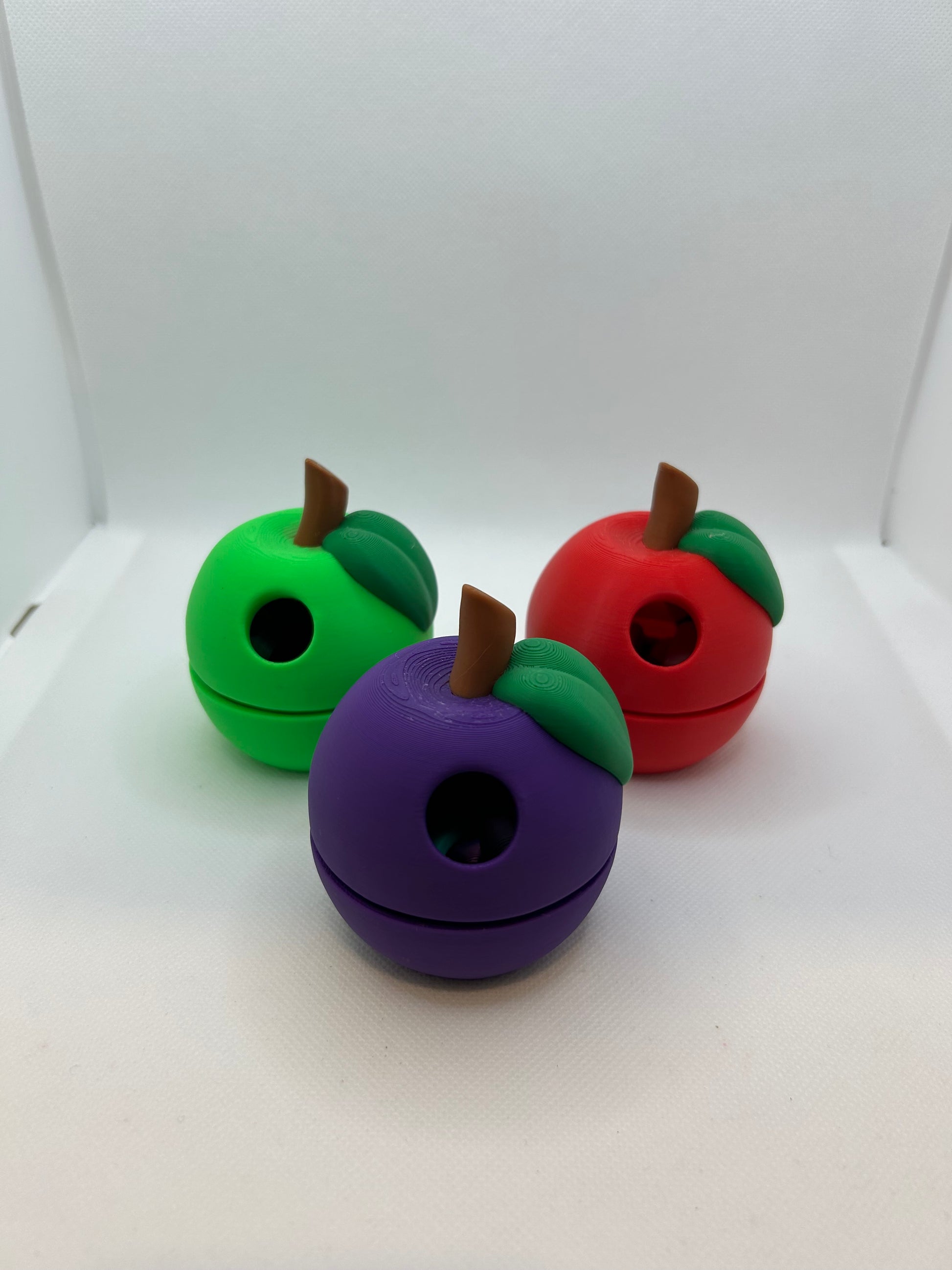 teacher's gift, end of school year gift, 3D printed gift, Ottawa 3D printed, Apple with worm, colorful